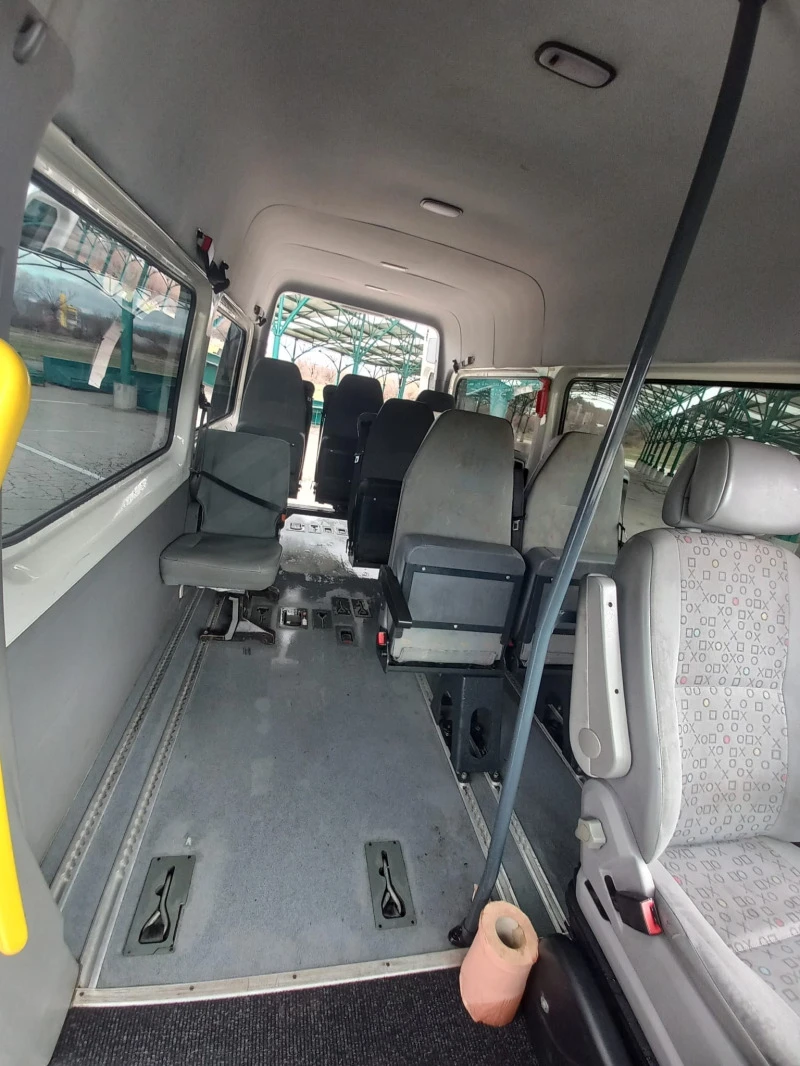 VW Crafter 2.5, снимка 2 - Бусове и автобуси - 47199907