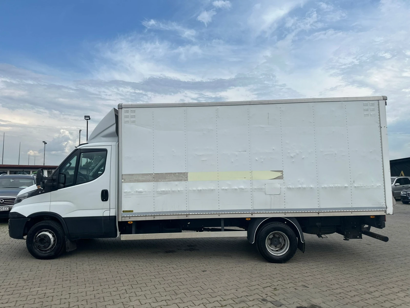 Iveco Daily 3.0D ПАДАЩ БОРД 3.5T. / Д. 4.9М В. 2.25М Ш.2.2М  - изображение 2