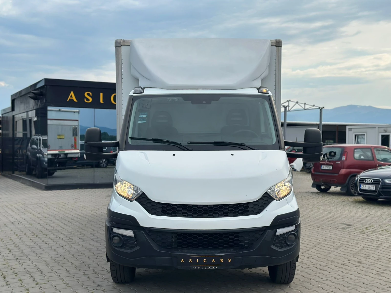 Iveco Daily 3.0D ПАДАЩ БОРД 3.5T. / Д. 4.9М В. 2.25М Ш.2.2М  - изображение 8