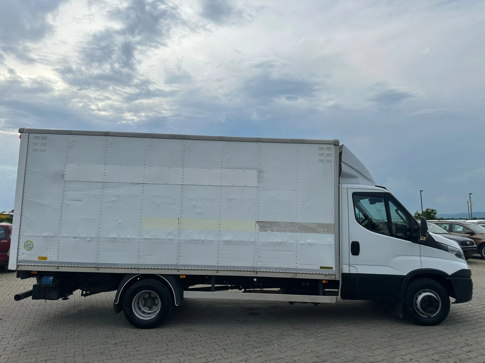 Iveco Daily 3.0D ПАДАЩ БОРД 3.5T. / Д. 4.9М В. 2.25М Ш.2.2М  - изображение 6