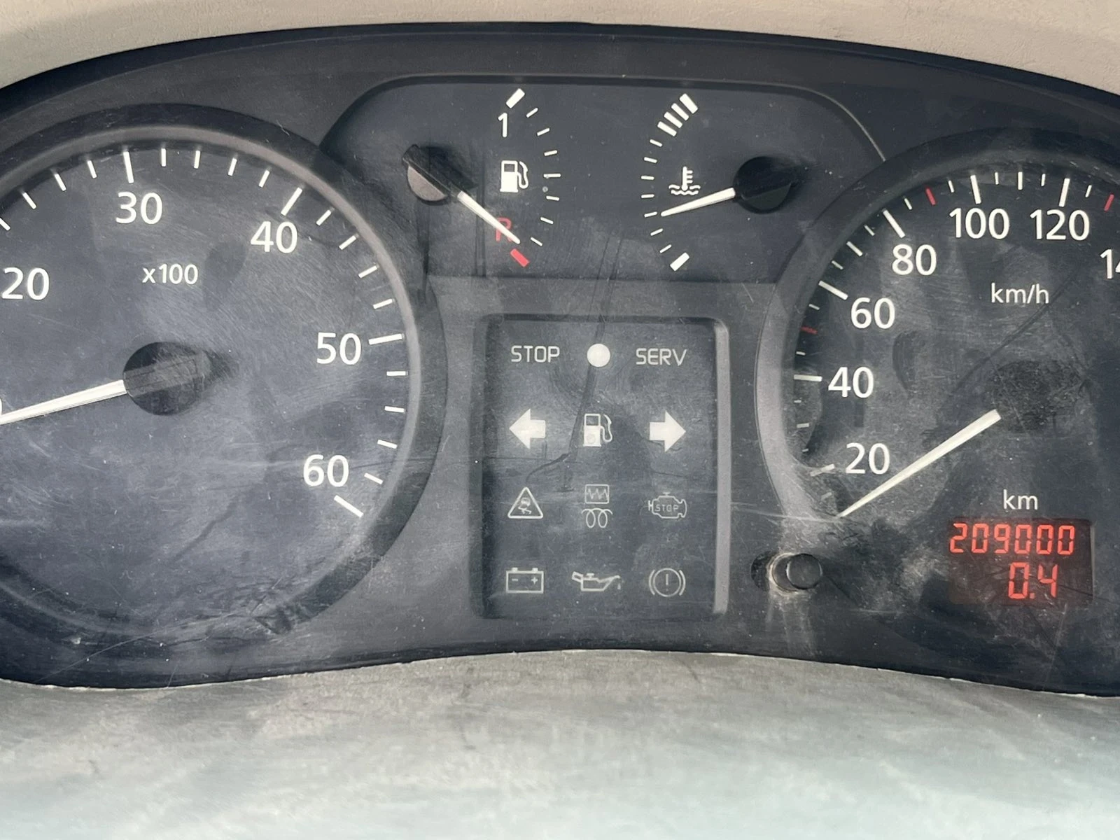 Renault Trafic 1.9 TDCI, снимка 8 - Бусове и автобуси - 54212706