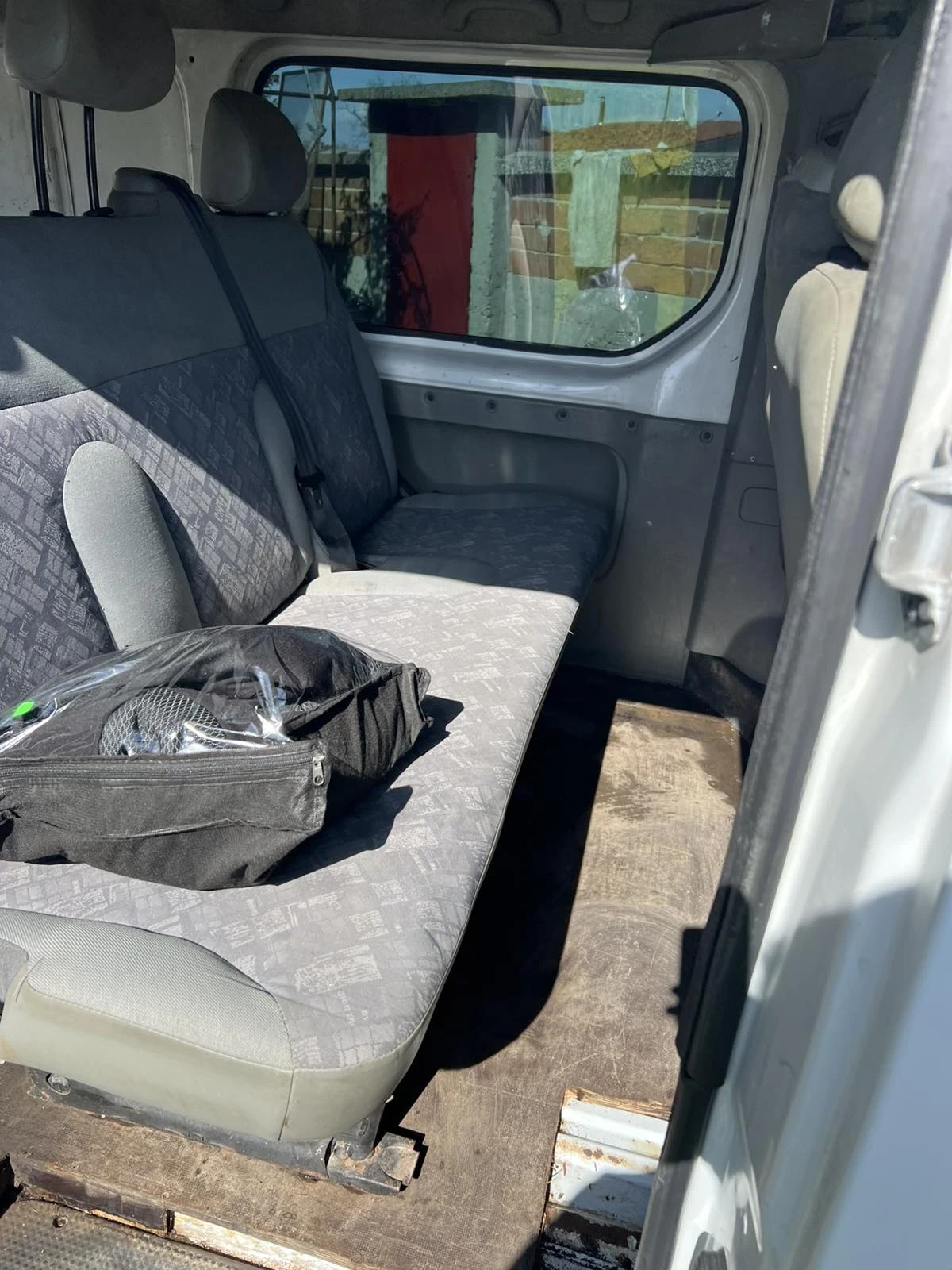 Renault Trafic 1.9 TDCI, снимка 12 - Бусове и автобуси - 54212706