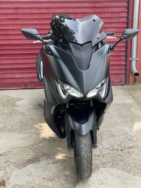  Yamaha T-max