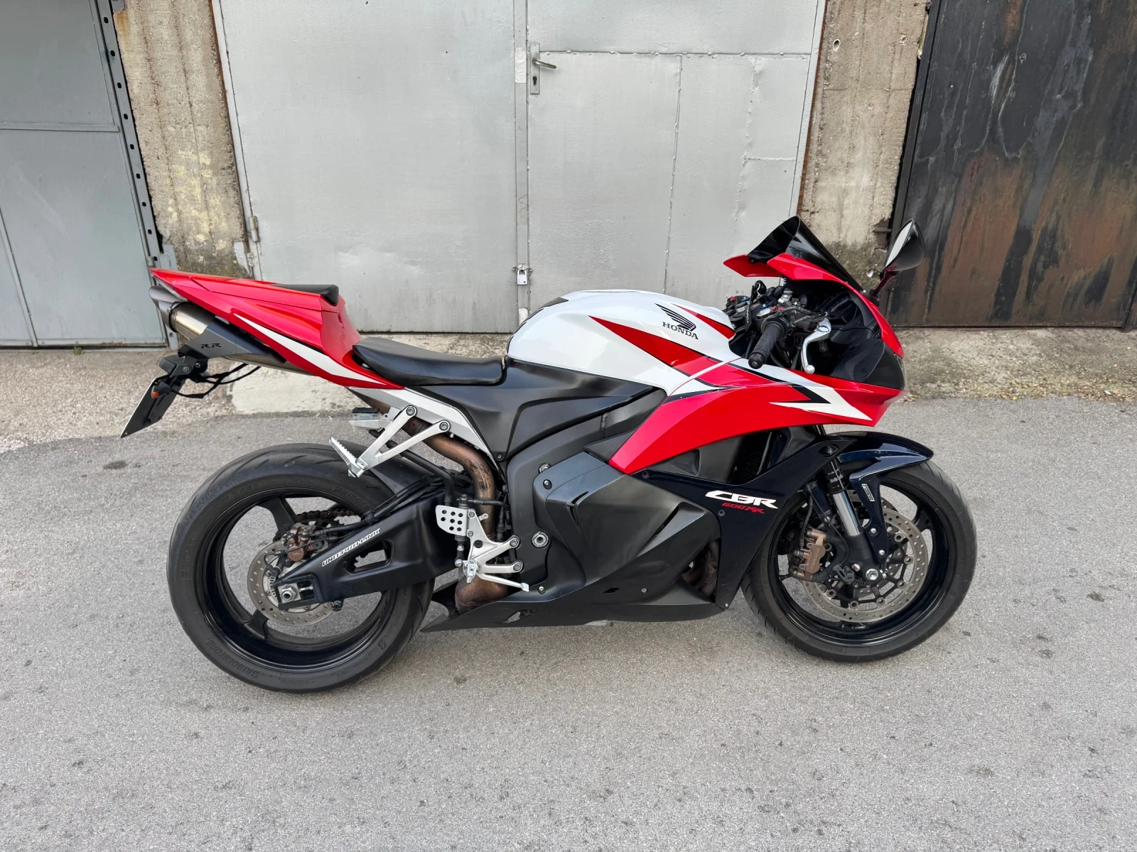 Honda Cbr 600RR ABS A2, снимка 2 - Мотоциклети и мототехника - 55470525