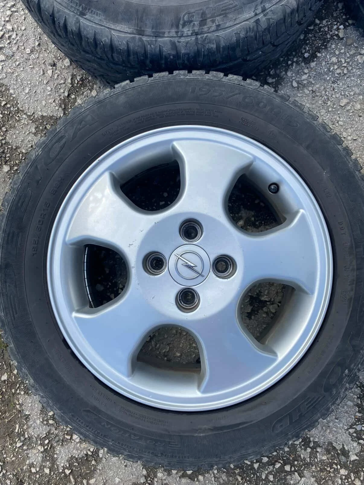 ���� � ������ 195/60R15 �� Opel | Mobile.bg � ����������� 5