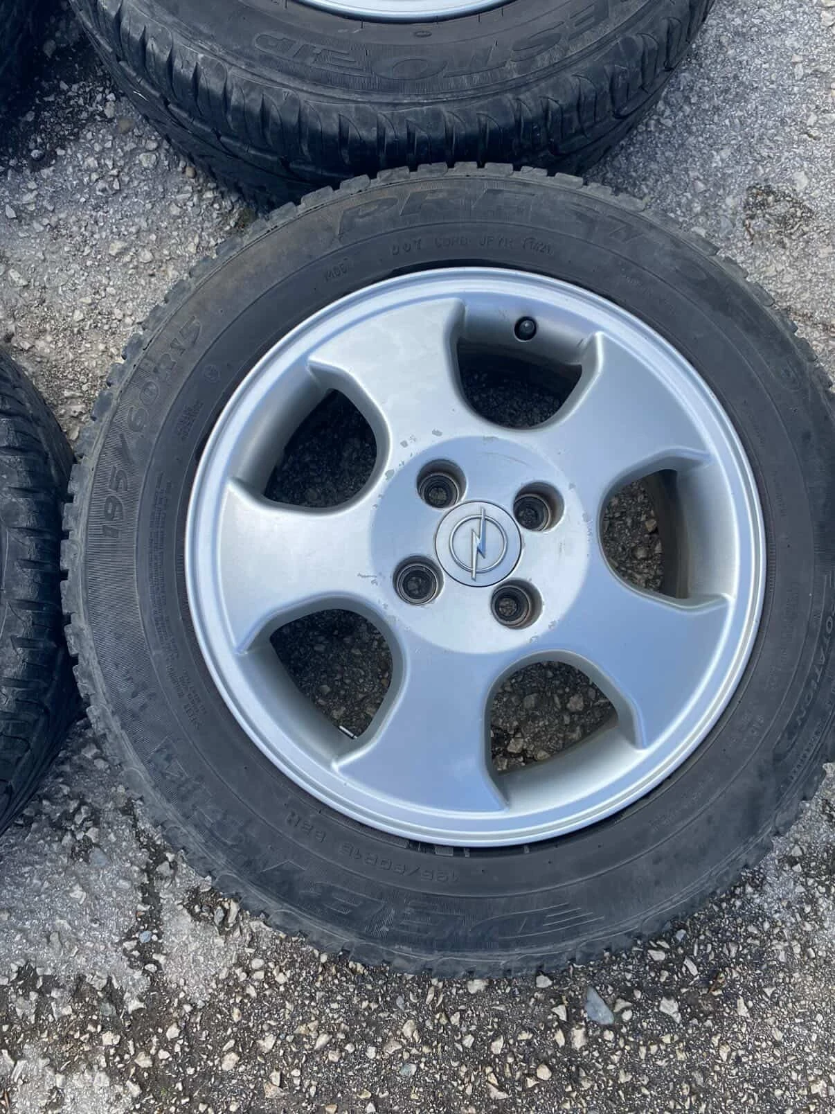 ���� � ������ 195/60R15 �� Opel | Mobile.bg � ����������� 8