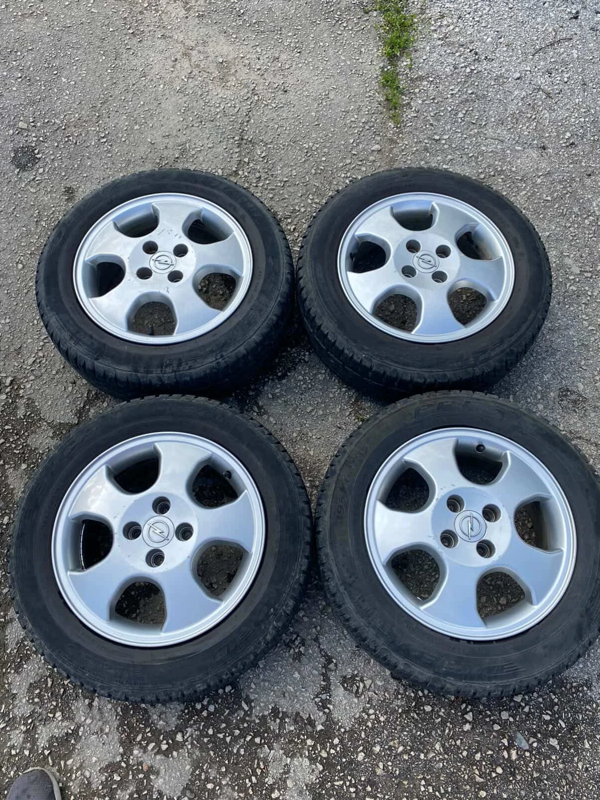 ���� � ������ 195/60R15 �� Opel | Mobile.bg � ����������� 3