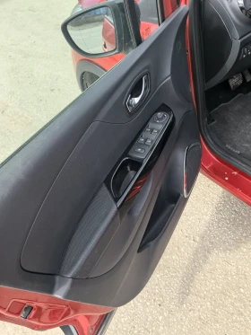 Renault Captur 1.2i, снимка 12