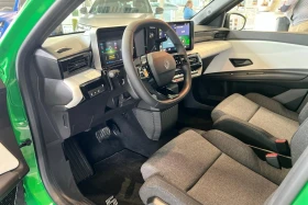 Renault 5 EVOLUTION* LED* CARPLAY* , снимка 9