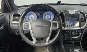Chrysler 300c 3.6 V6/ОБДУХВАНЕ/ЩОРА/ 64 934 km!, снимка 11