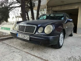 Mercedes-Benz E 200, снимка 2