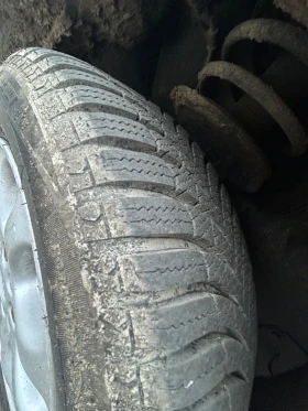 Volvo S40 - 1250 € / 2444.79 лв. - 85562137 5