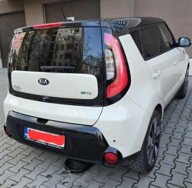 Kia Soul - 6900 € / 13495.23 лв. - 27007648 2
