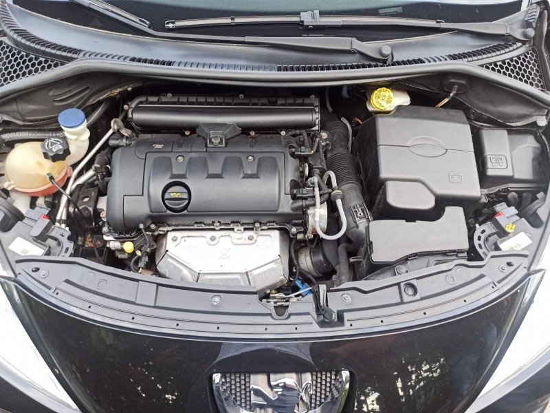 Peugeot 207 Автоматик, 1.6 бензин, Швейцария, снимка 8 - Автомобили и джипове - 41898778