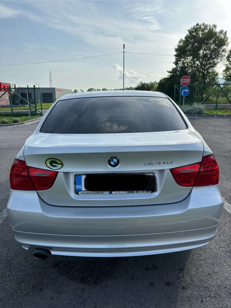 BMW 320 d xDrive (E90 LCI), снимка 4 - Автомобили и джипове - 46435597