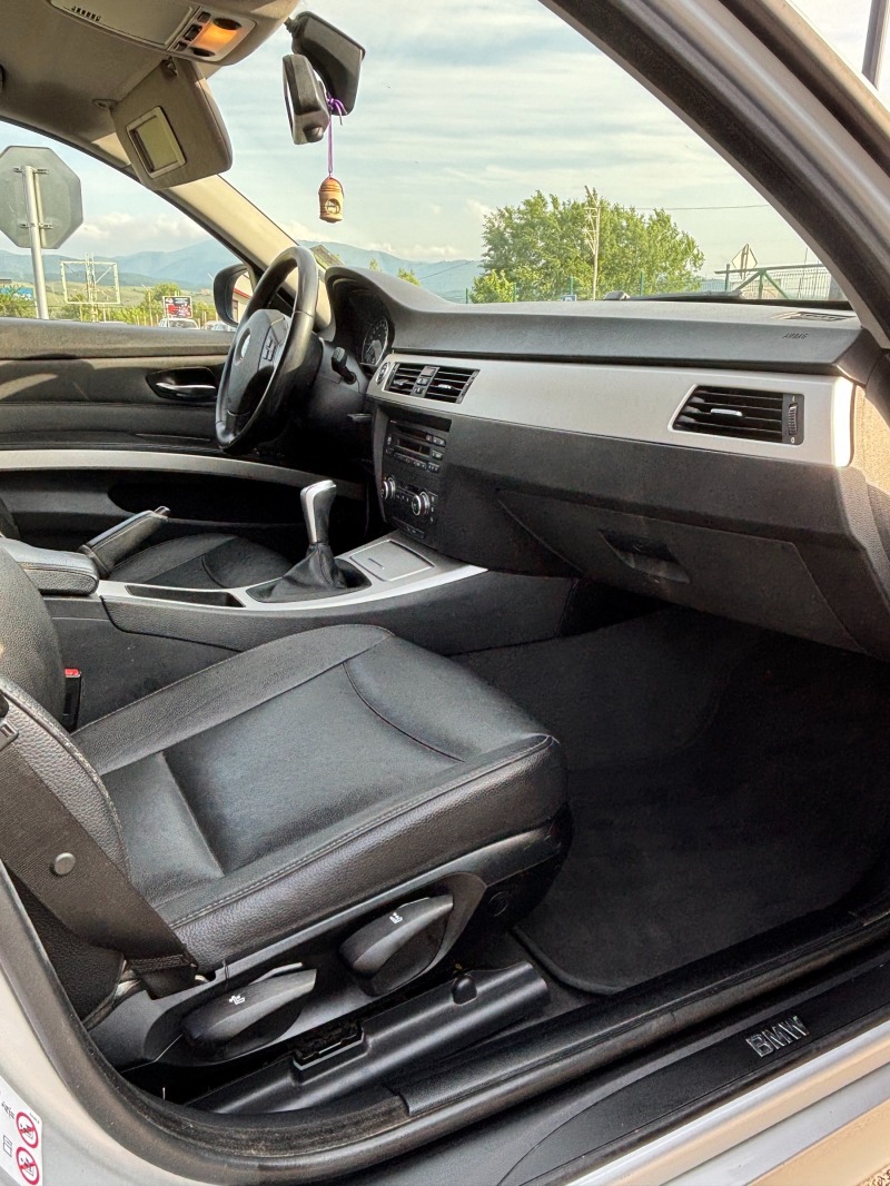 BMW 320 d xDrive (E90 LCI), снимка 7 - Автомобили и джипове - 46435597