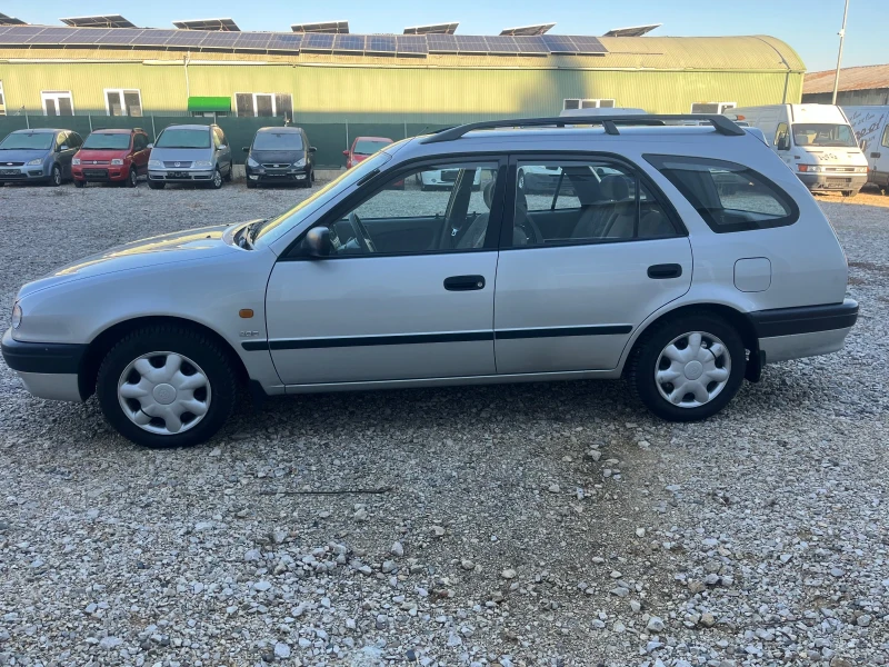 Toyota Corolla 2.0D климатик, снимка 4 - Автомобили и джипове - 47859173