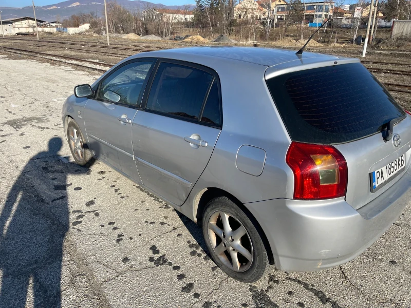 Toyota Corolla D4D, снимка 4 - Автомобили и джипове - 48619444