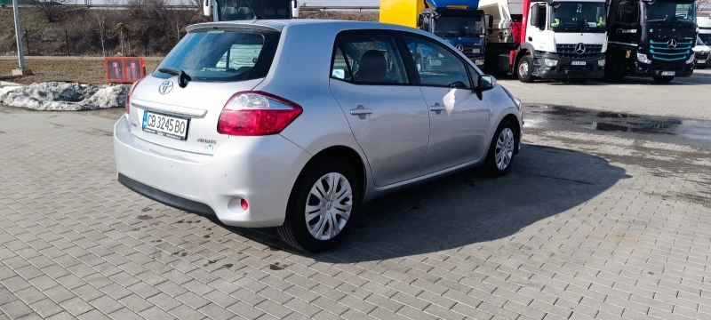 Toyota Auris, снимка 5 - Автомобили и джипове - 49289648