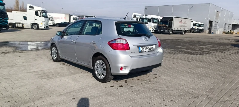 Toyota Auris, снимка 7 - Автомобили и джипове - 49289648