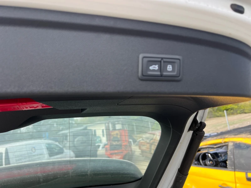 Audi A3 1.5 35 tfsi, снимка 14 - Автомобили и джипове - 52053259