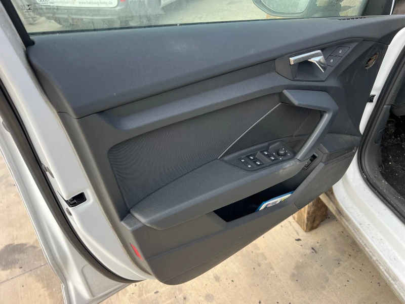 Audi A3 1.5 35 tfsi, снимка 9 - Автомобили и джипове - 52053259