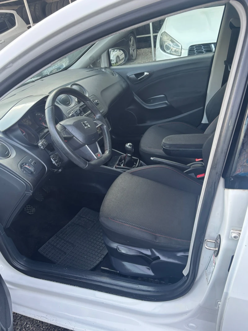 Seat Ibiza, снимка 13 - Автомобили и джипове - 52650560