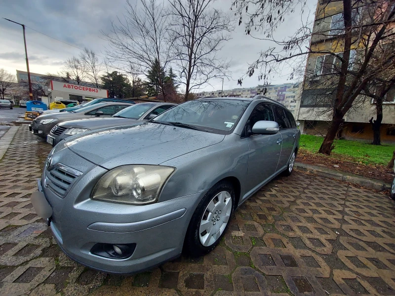 Toyota Avensis 1800, снимка 14 - Автомобили и джипове - 53042346