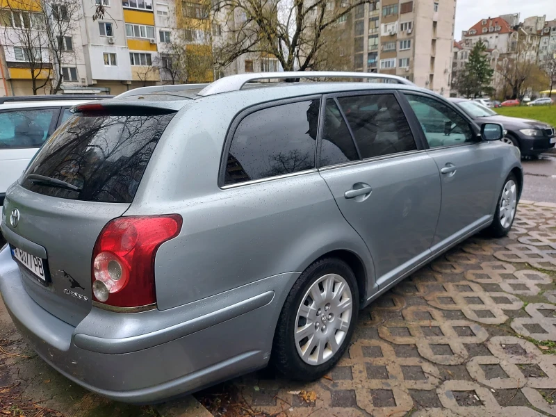 Toyota Avensis 1800, снимка 2 - Автомобили и джипове - 53042346