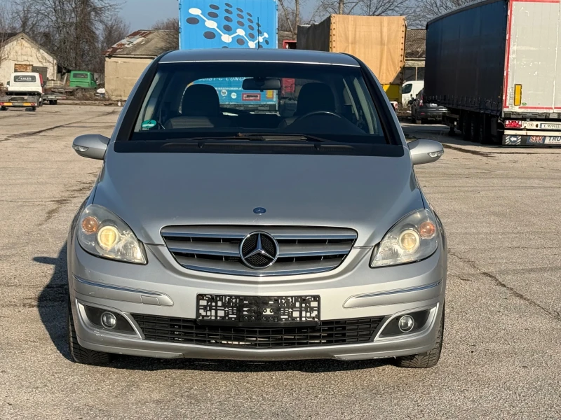 Mercedes-Benz B 180 НОВ ВНОС КЛИМА РЕАЛНИ КМ