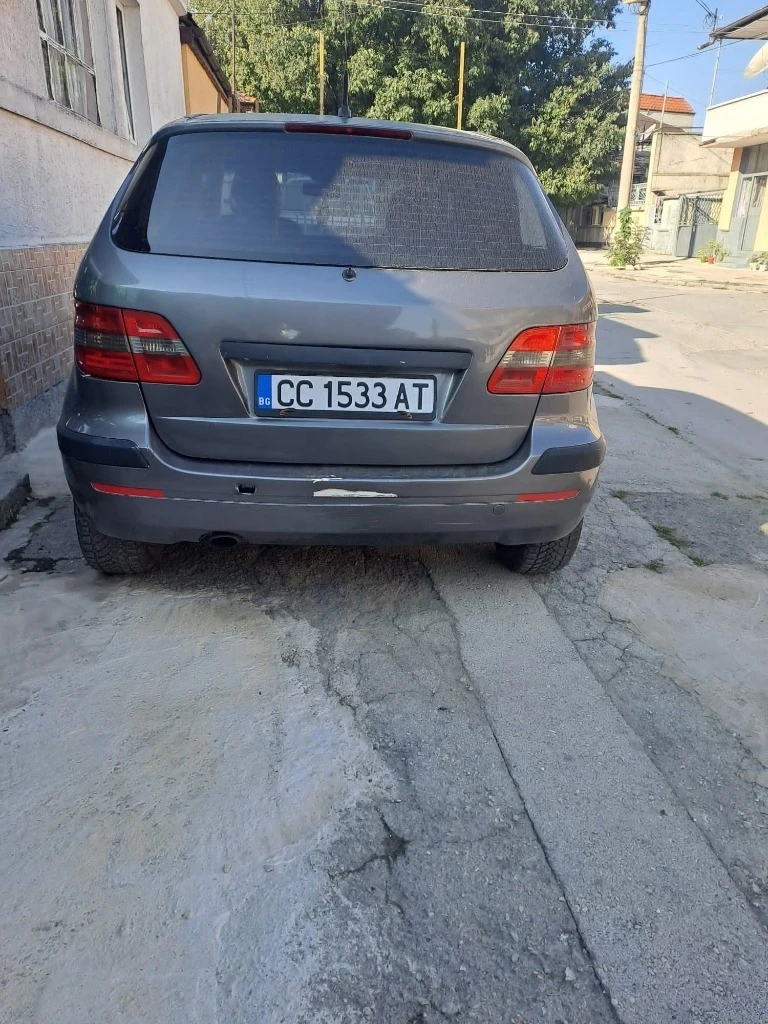 Mercedes-Benz B 180 CDI, снимка 2 - Автомобили и джипове - 47245997