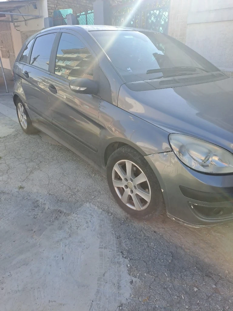 Mercedes-Benz B 180 CDI, снимка 4 - Автомобили и джипове - 47657599