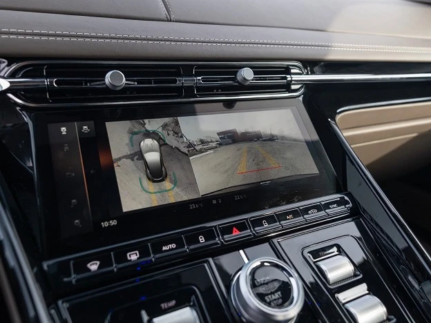 Aston Martin DB12 Coupe = NEW = �������� | Mobile.bg � ����������� 12