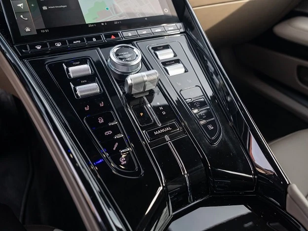 Aston Martin DB12 Coupe = NEW = �������� | Mobile.bg � ����������� 10