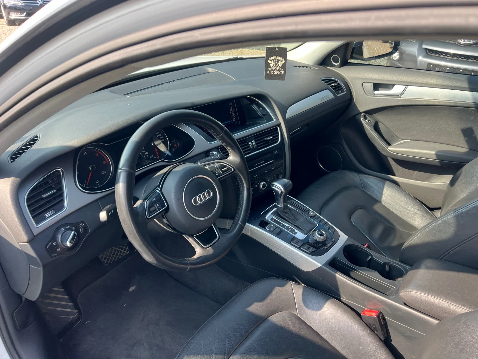 Audi A4 Allroad 2.0TDi Navi Aut.4x4 Лизинг - изображение 8