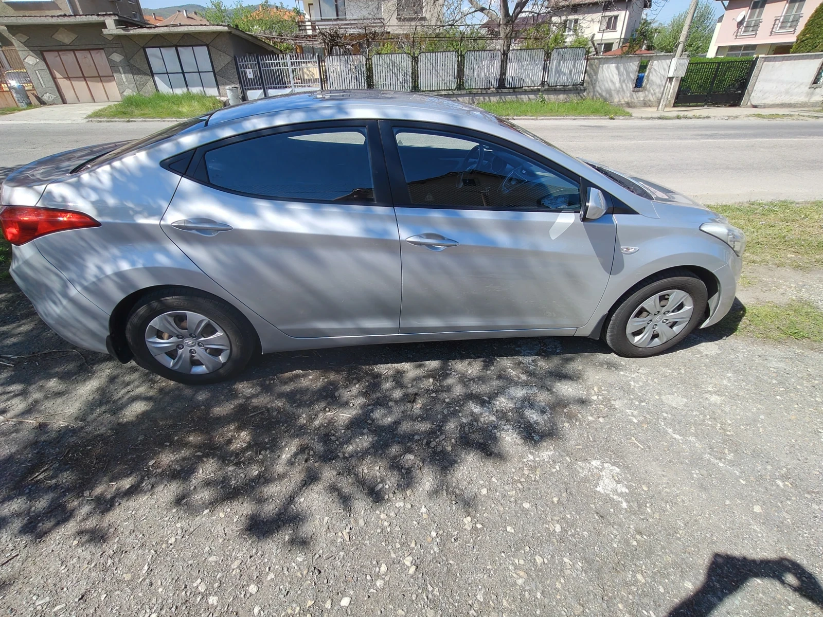Hyundai Elantra  - изображение 4