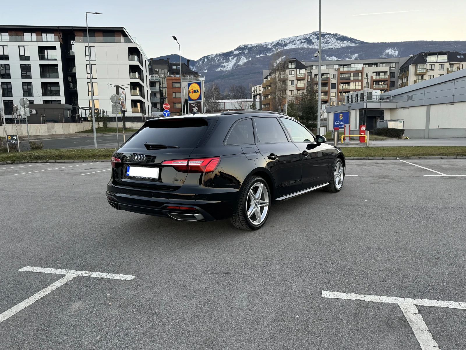 Audi A4 2.0 TDI Quattro ПЪЛНА СЕРВИЗНА ИСТОРИЯ - изображение 3