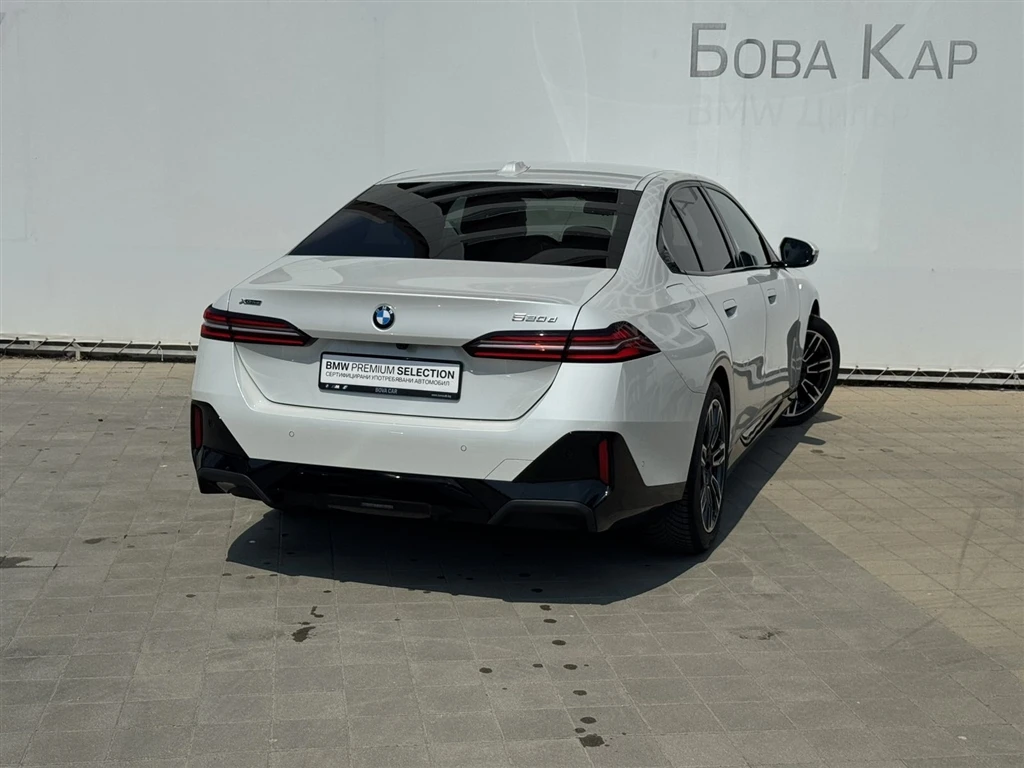 BMW 520 xDrive - изображение 2