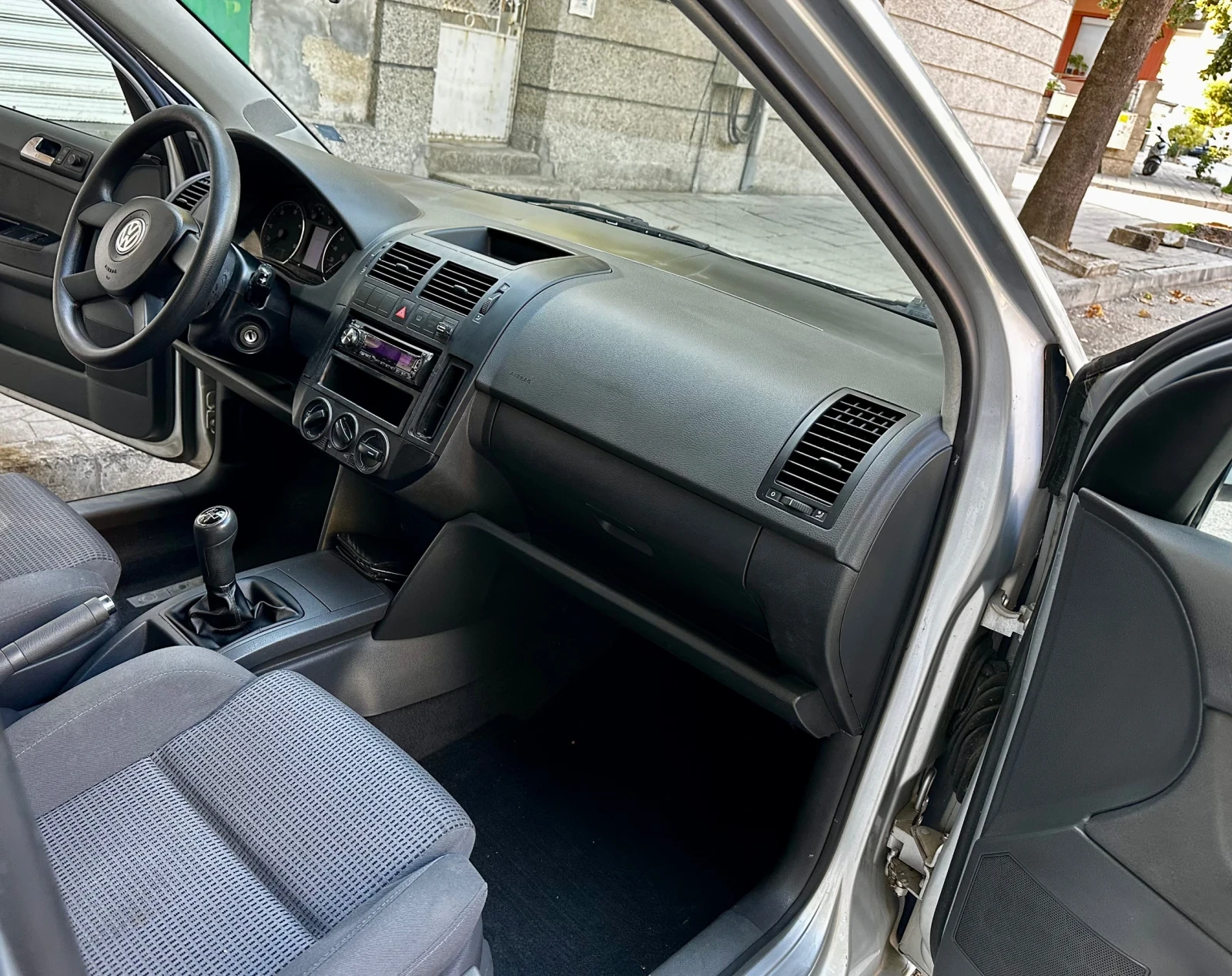VW Polo 1.9 tdi klimatik - изображение 9