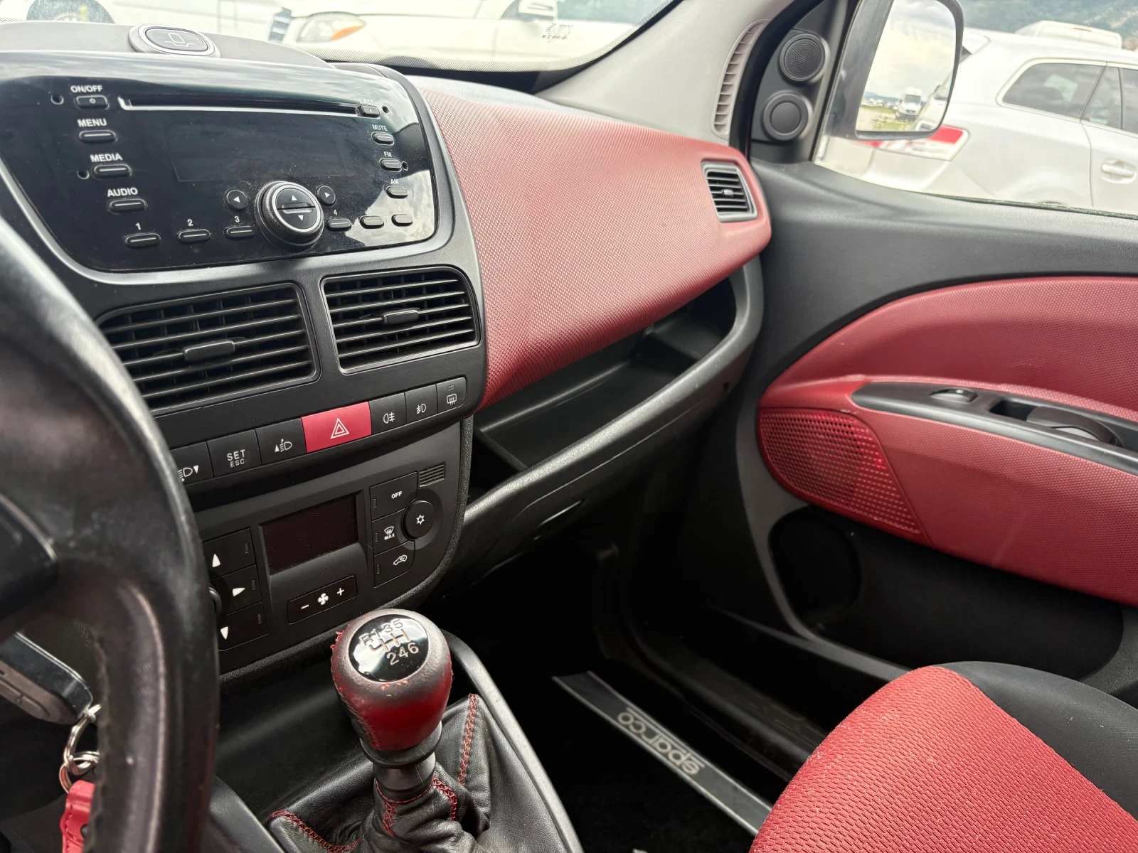 Fiat Doblo 7 местен 1.6 multijet - изображение 10