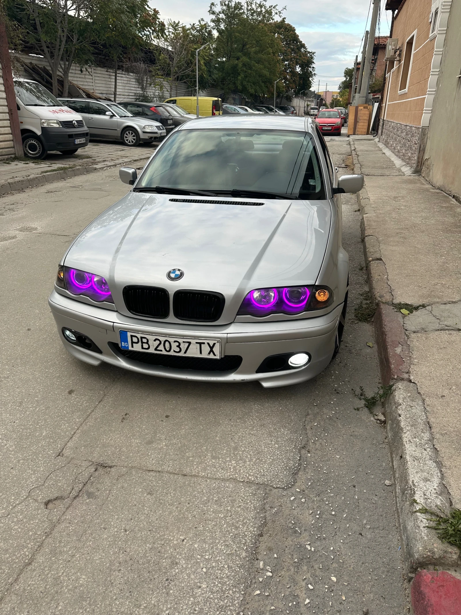 BMW 320  - изображение 8
