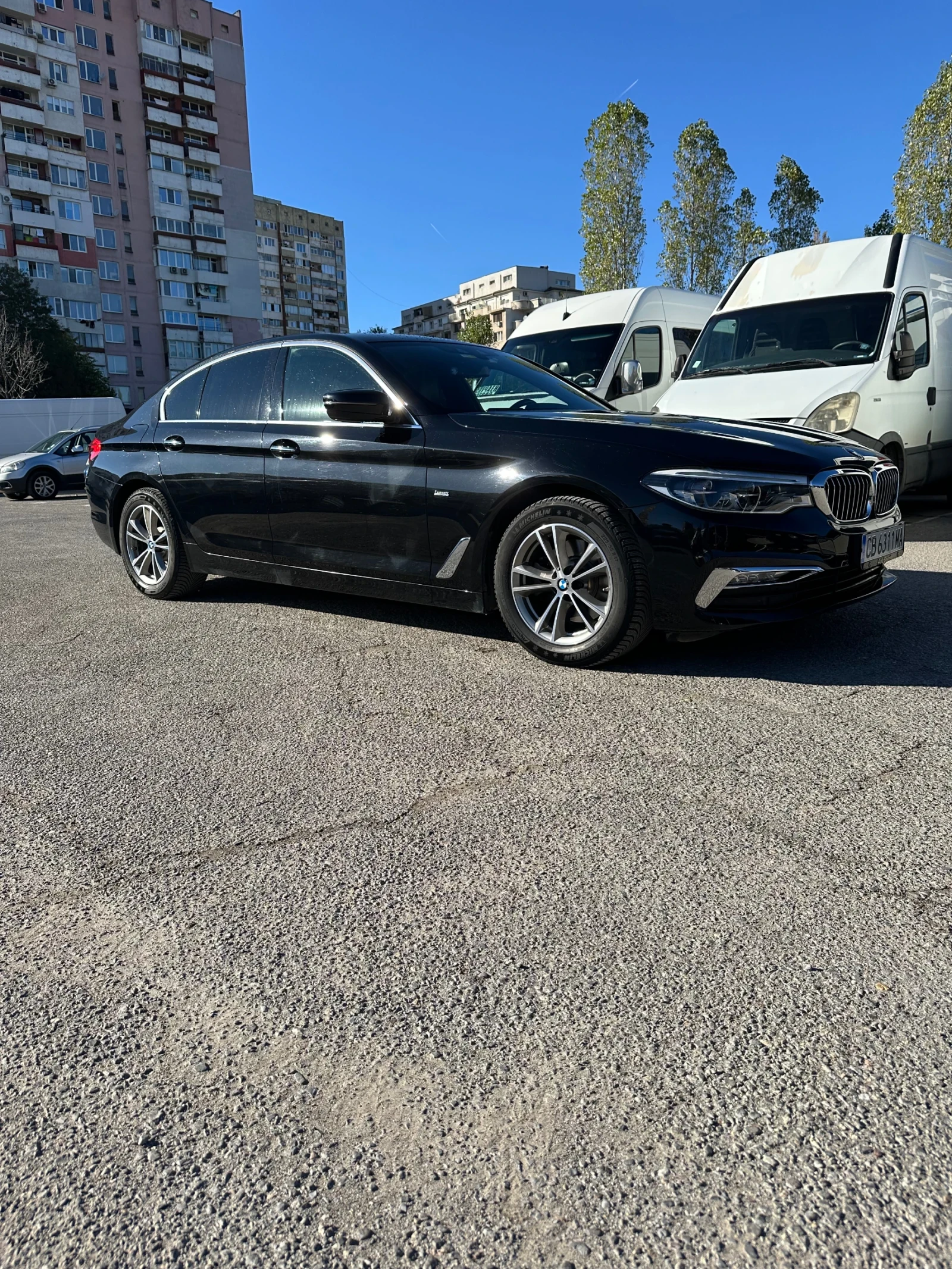 BMW 520 520d xDrive - изображение 2