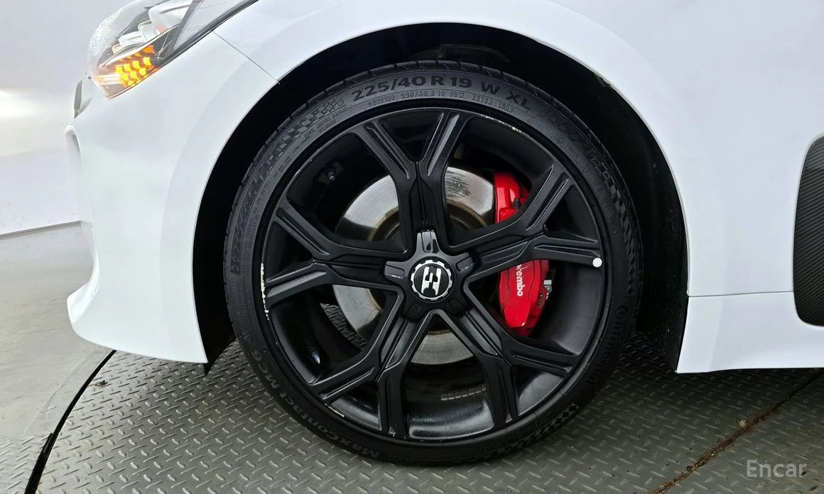 Kia Stinger  - изображение 5