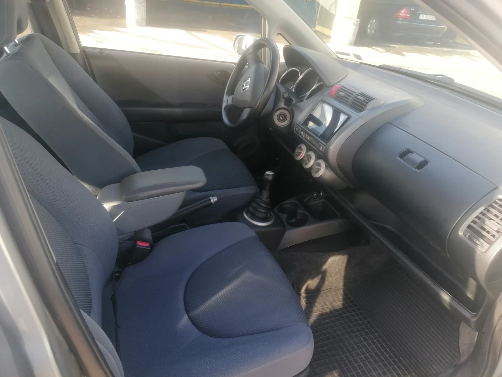 Honda Jazz  - изображение 8