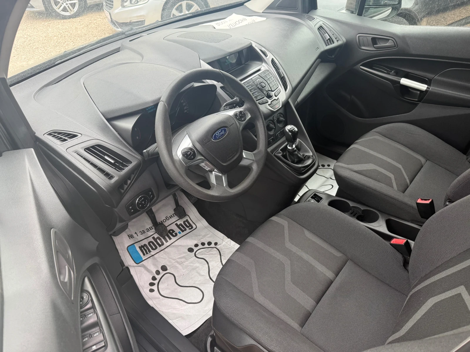 Ford Connect Макси, снимка 8 - Автомобили и джипове - 53193981