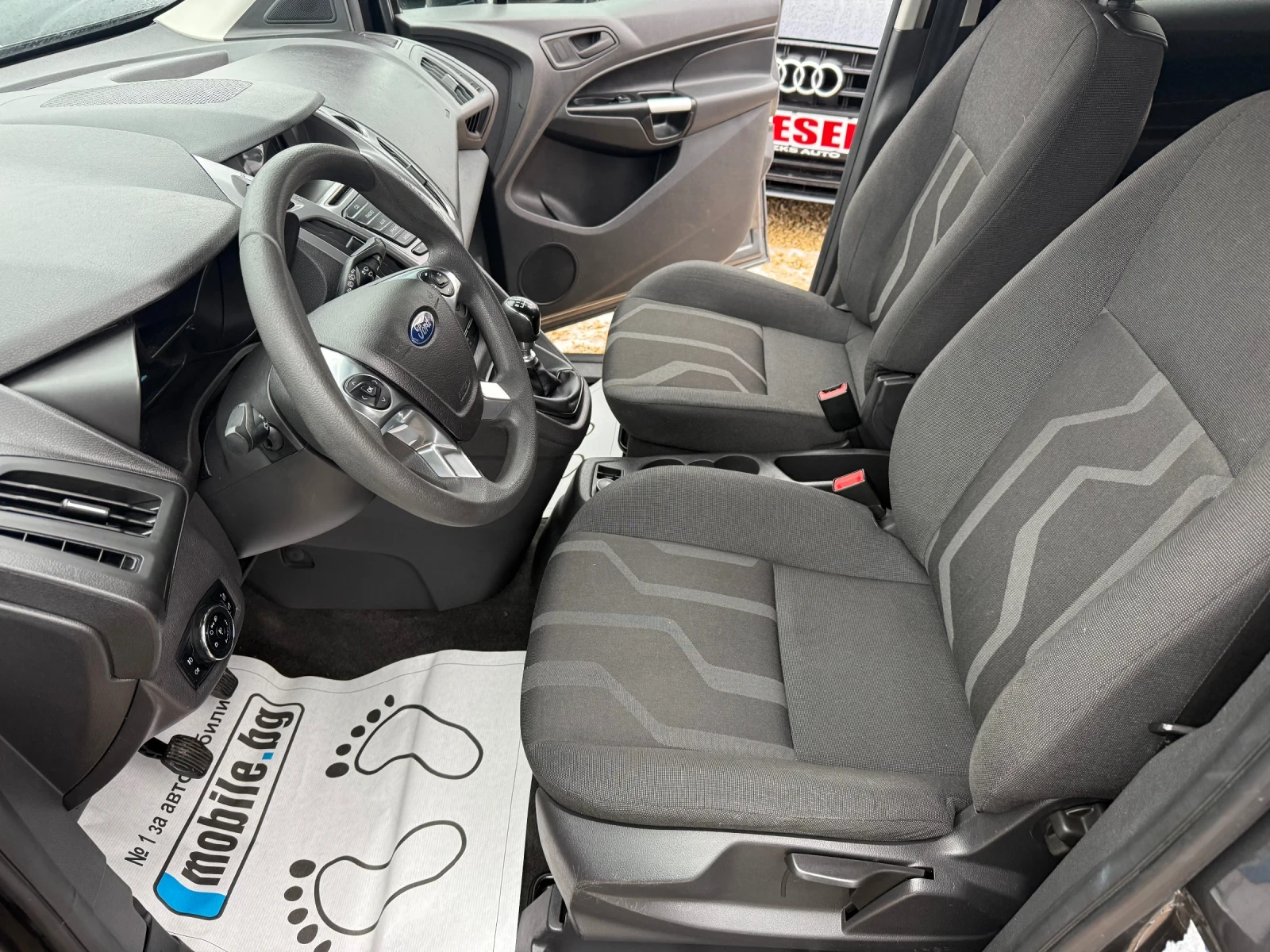 Ford Connect Макси - изображение 9