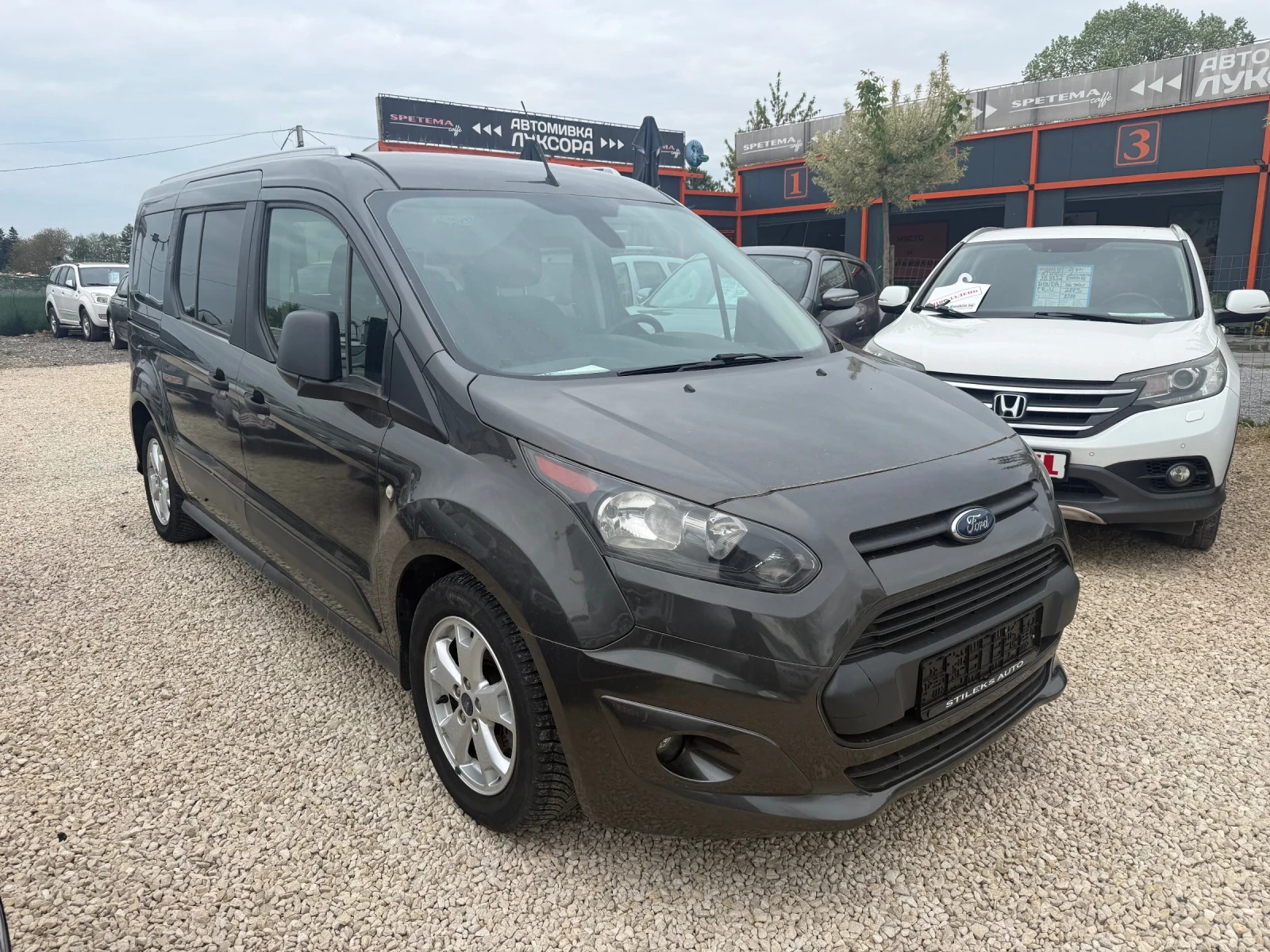 Ford Connect Макси, снимка 3 - Автомобили и джипове - 53193981