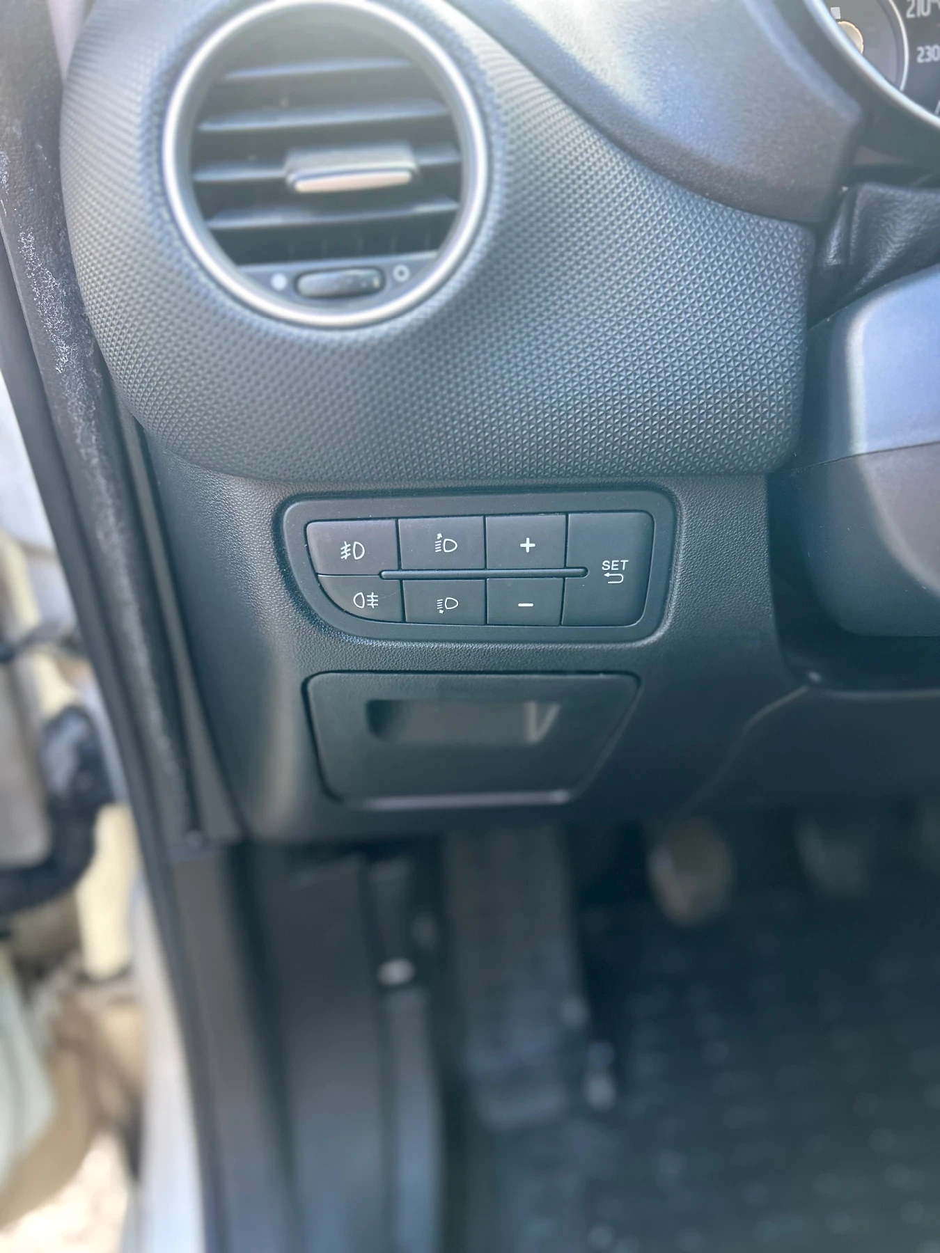 Fiat Punto 1.3 Multijet 2 - изображение 6