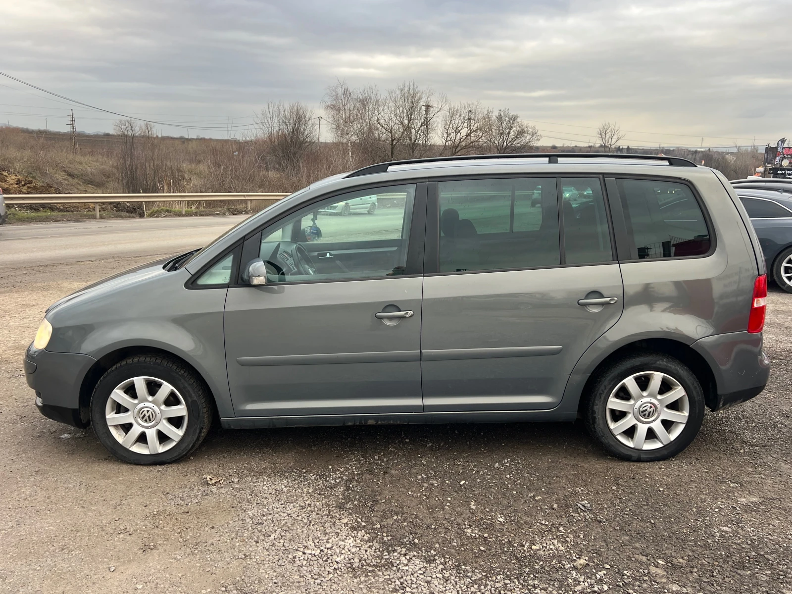 VW Touran Собствен лизинг! 100% Одобрение - изображение 5