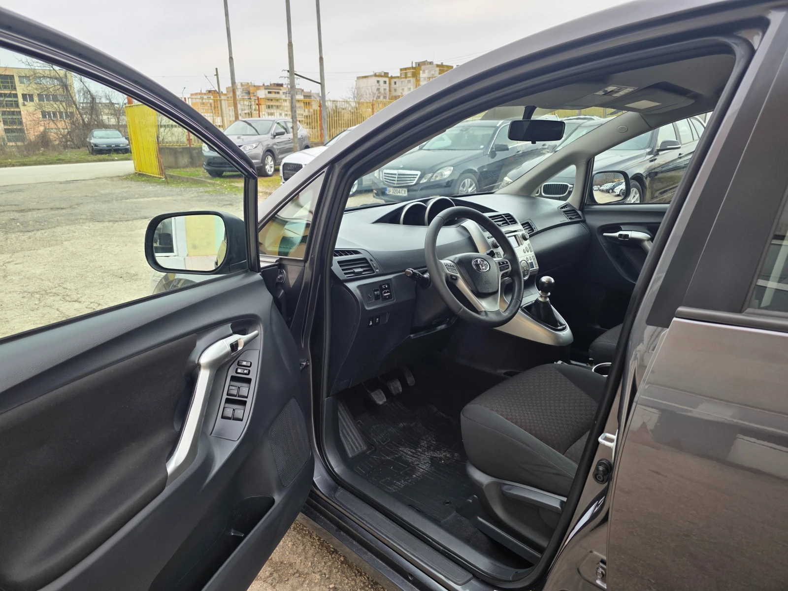 Toyota Verso 2.0 D4D TOP - изображение 9